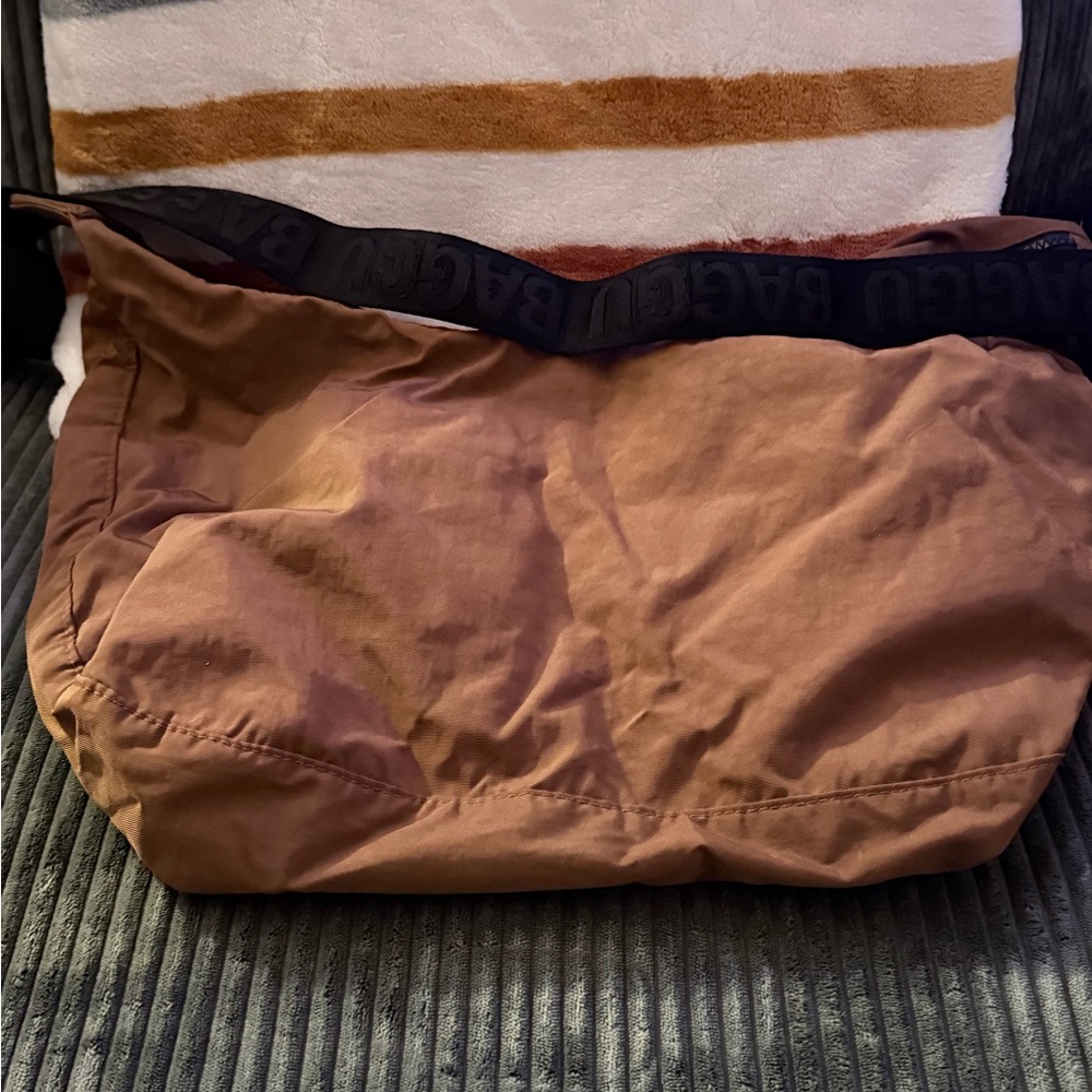 Baggu Large Crescent in Brown